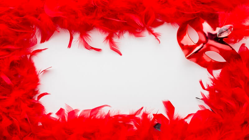 redandwhitemagz .com